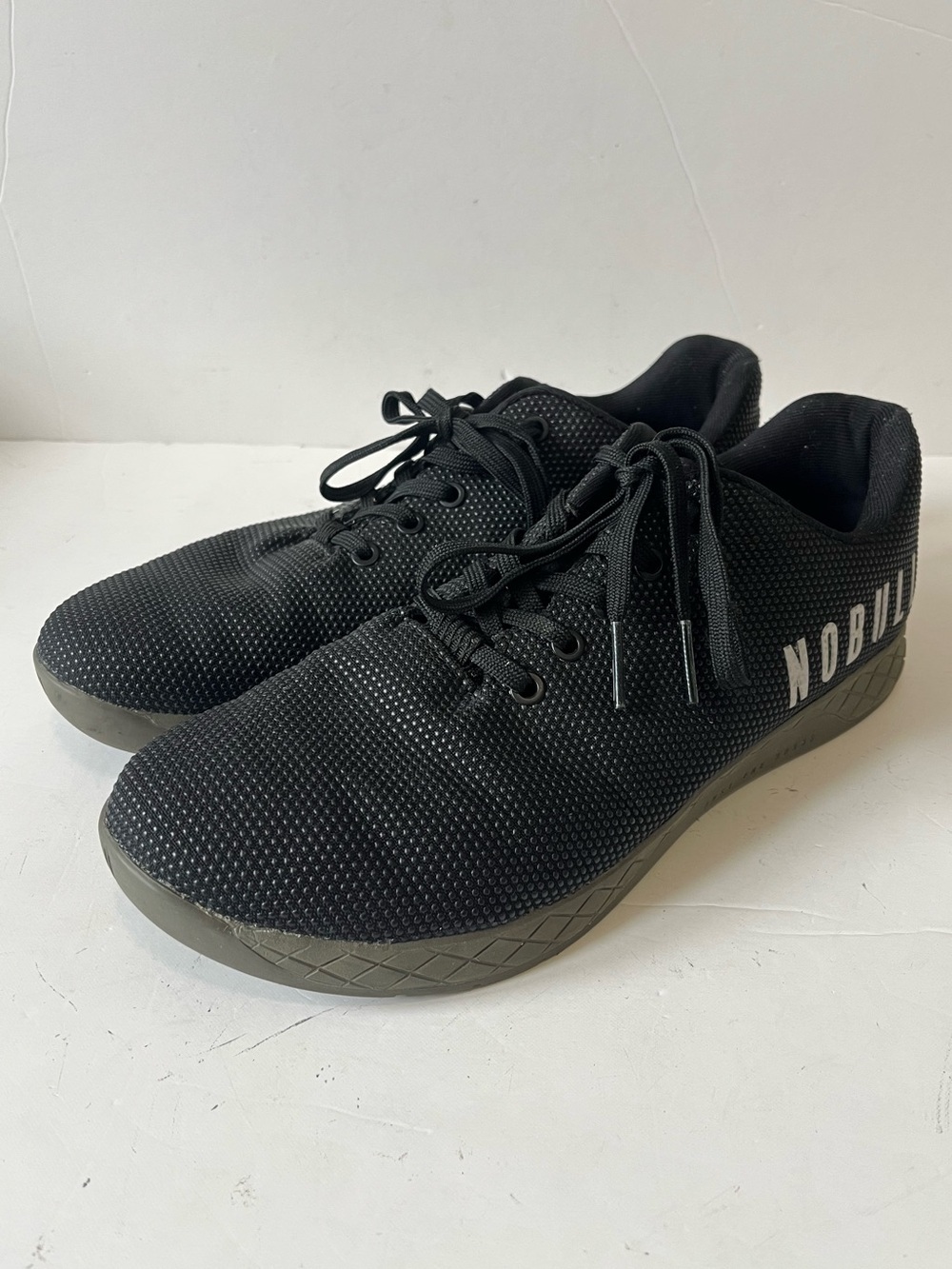 NOBULL SuperFabric Black Training Sneakers Men 11 Women 12.5